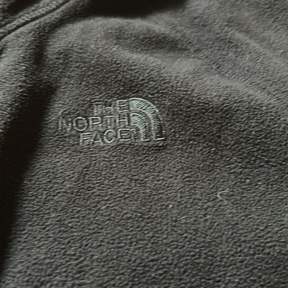 Woman’s North Face 3/4 zip - Picture 2 of 4
